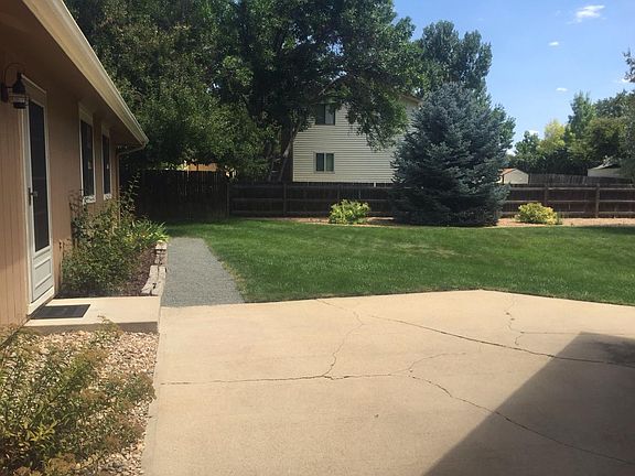 Large Quiet backyard