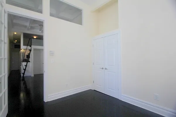 Rented by Julien Aractingi, LREB | media 22