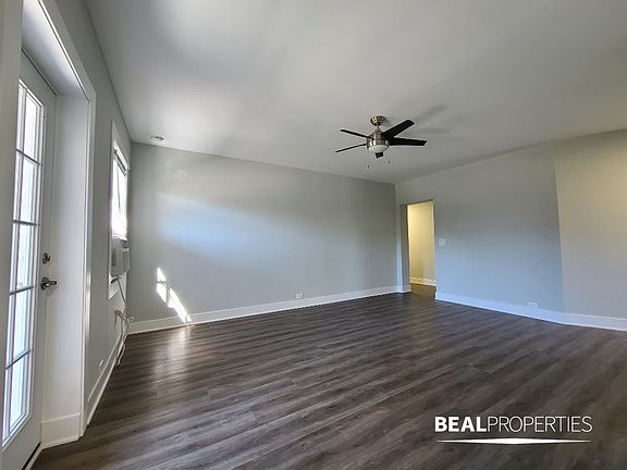 5th image of 725 Saint Johns Ave #16
