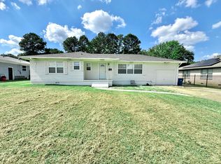 1305 S 9th St, McAlester, OK 74501