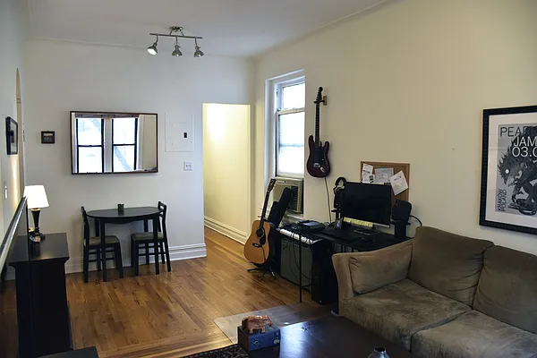 Rented by Compass | media 13