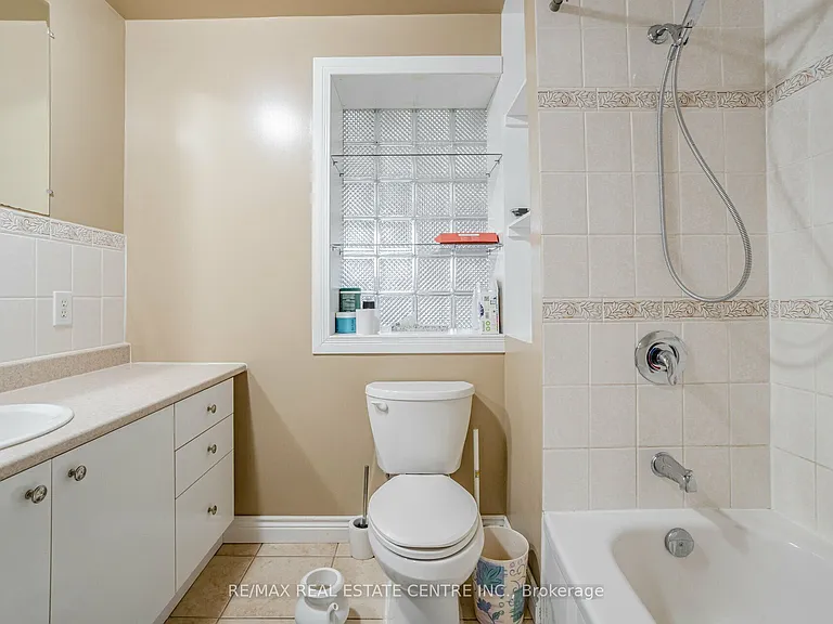 1904 Balsam Ave — Photo 22