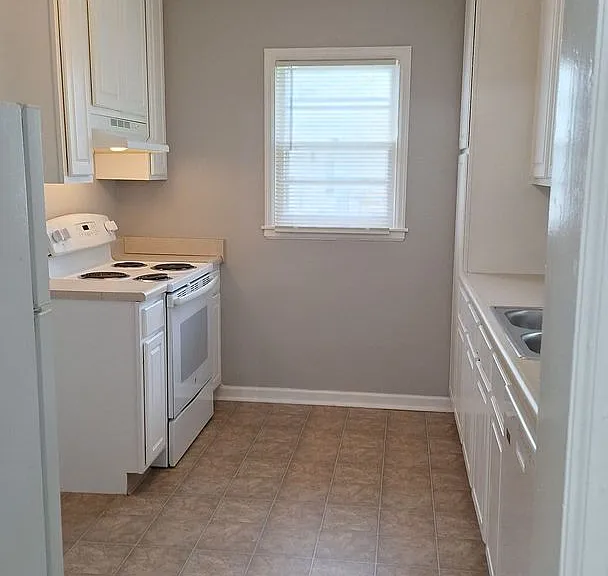 Edgemoor Townhomes — Photo 40