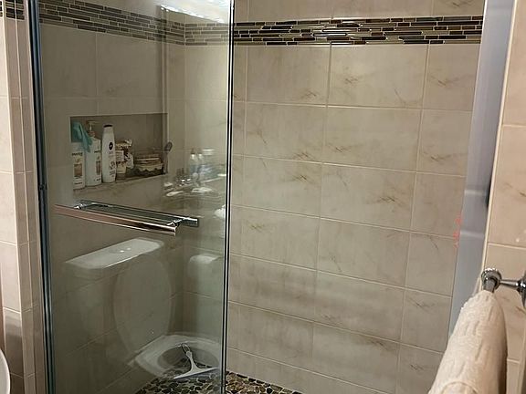 5th image of 635 Saginaw Pkwy #44