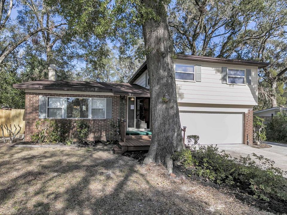 1st image of 7049 Tynan Ave