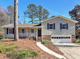 2703 Holly Ridge Cir, Marietta, GA 30062