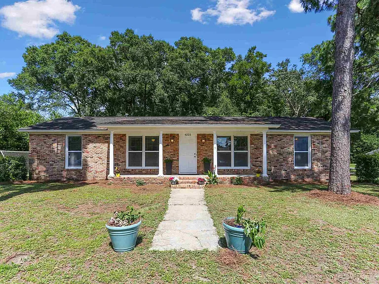 6222 Maybelle Dr — Photo 3