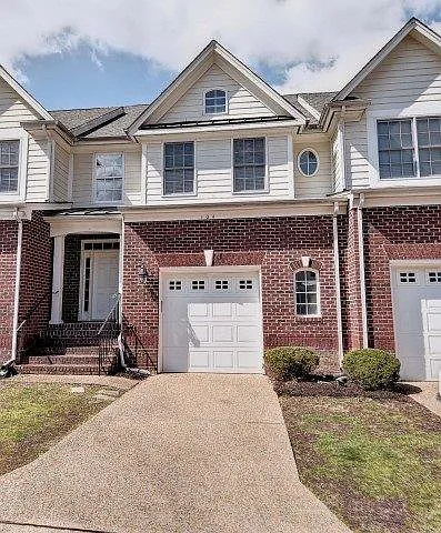 104 Chanticleer Ct Photo 1