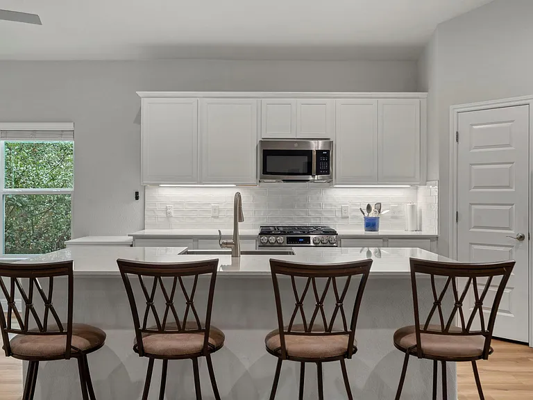 2503 Wilson Ave — Photo 17