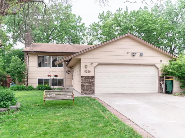 6259 Edgemont Blvd N, Minneapolis, MN 55428
