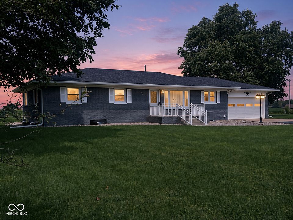 1st image of 310 N Murnan Ln