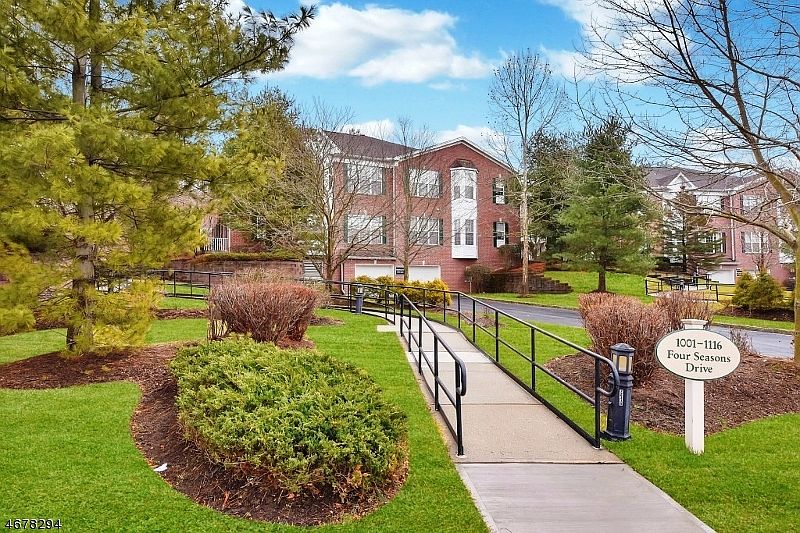 1st image of 1110 Four Seasons Dr