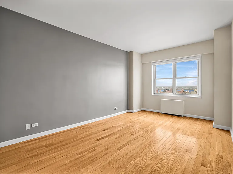 60 E 8th St #28D — Photo 7