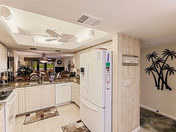 Kitchen Entry