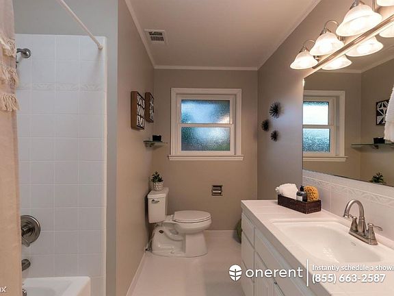 4th image of 10700 Farallone Dr