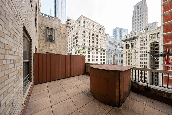 Sold by Joanna Cutler Real Estate | media 20