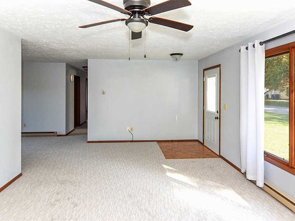 5th image of 622 S Kerkhoff Ave