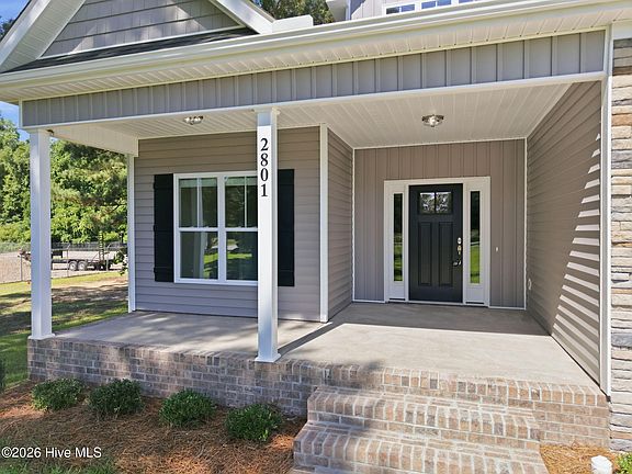 4th image of 2801 Holston Way