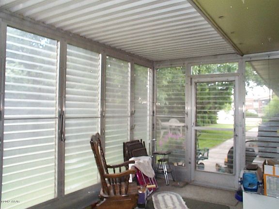 4th image of 1700 Alder Dr