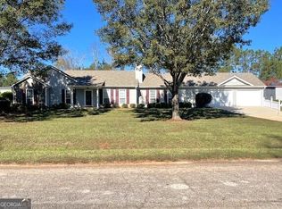 147 Crescent Rd, Thomaston, GA 30286