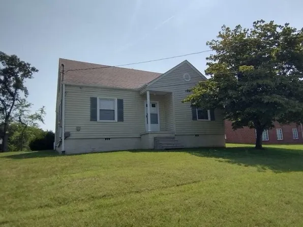 2027 Chapel Dr, Kingsport, TN 37665