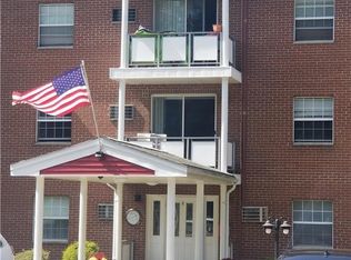 1000 Lexington St, Waltham, MA 02452