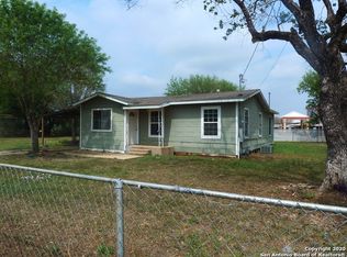 1413 Donald Aaron St, San Antonio, TX 78221