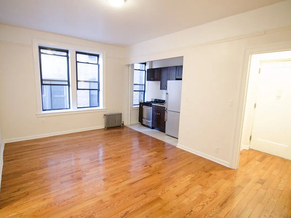 1st image of 4706 46th St APT C10