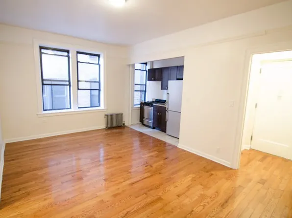 4706 46th St APT C10, Woodside, NY 11377