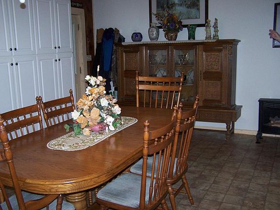 4th image of 11052 Dove Dr