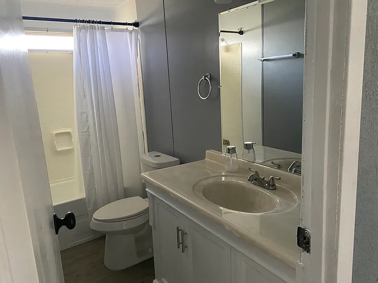 14831 Bois D Arc Ln #6 — Photo 7