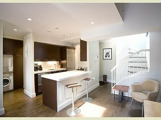 Sold by Stribling | media 17