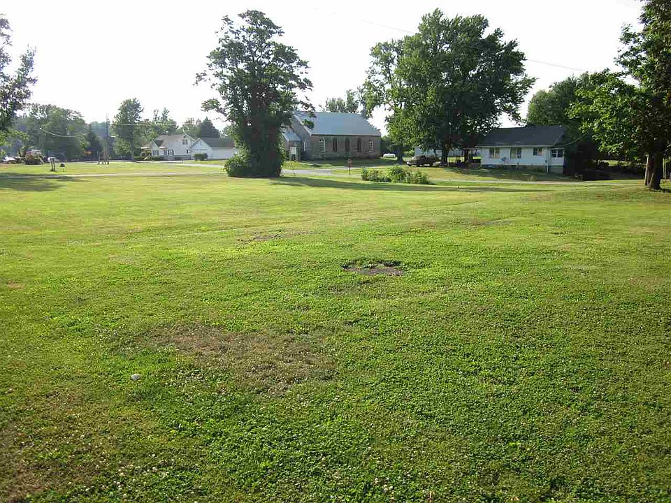 1st image of 14883 4th St