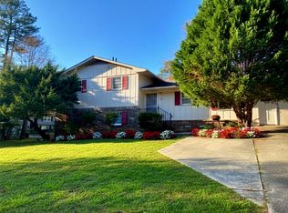 6433 Valley Brook Dr, Riverdale, GA 30274