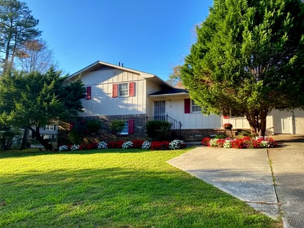 6433 Valley Brook Dr, Riverdale, GA 30274