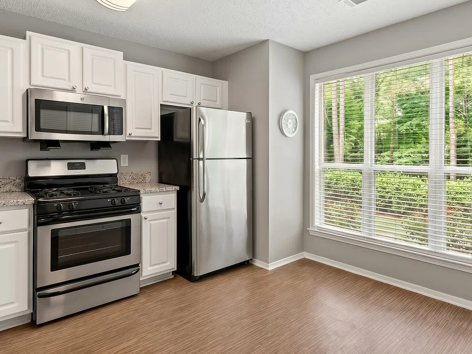 Cook with ease in a kitchen made for you.