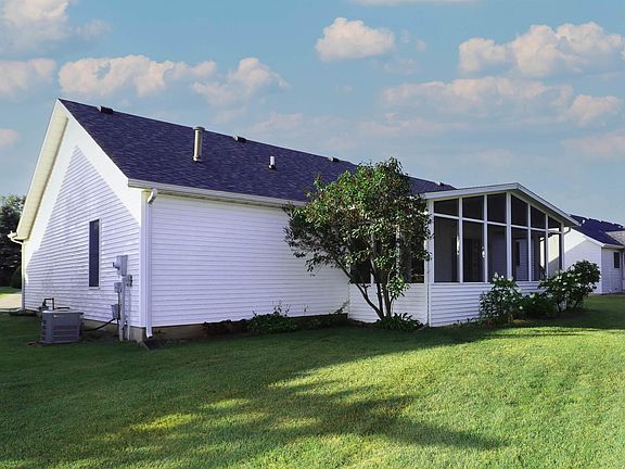 3rd image of 5133 Copper Pointe Dr