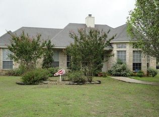 401 Woodland Oaks Trl, Buda, TX 78610