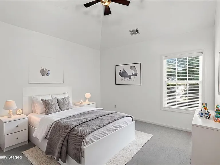 3105 Ballet Ct SE — Photo 18