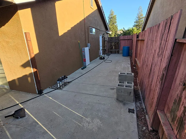 9708 Laurel Park Ave — Photo 14