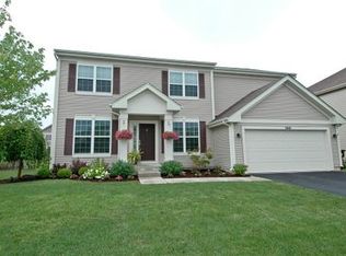 9441 Diana Ln, Huntley, IL 60142