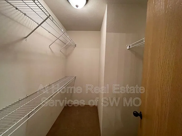 3928 S Jonathan Ave — Photo 10
