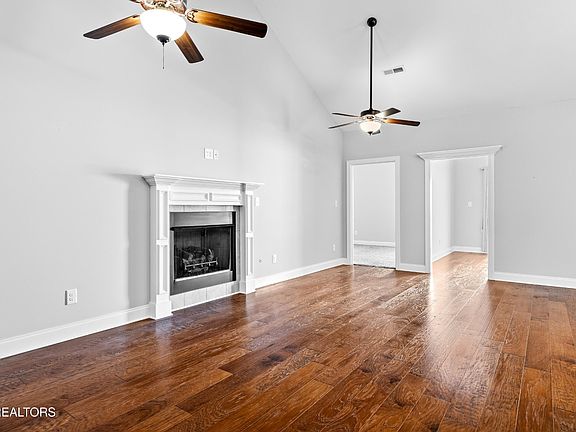 5th image of 601 Mountain View Villas Way