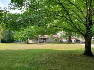 1795 Hickman Rd, New Johnsonville, TN 37134