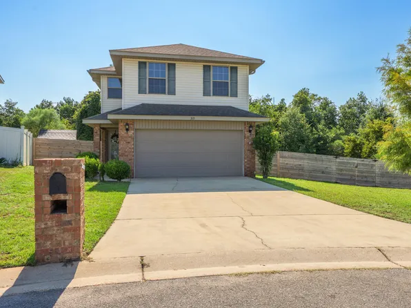 313 Gauntlet Dr, Crestview, FL 32539