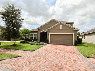 255 Lakeshore Dr, Davenport, FL 33837