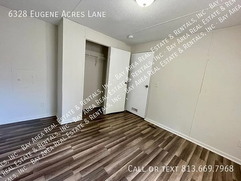 6328 Eugene Acres Ln — Photo 10