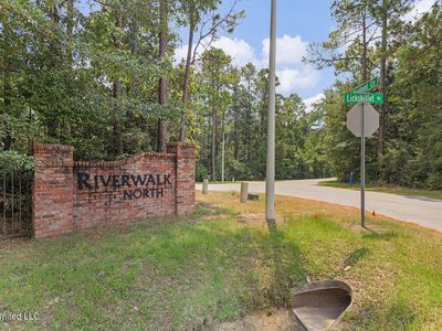 Woodlands Dr, Biloxi, MS, 39532
