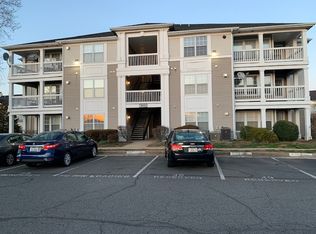 8091 Lacy Dr APT 303, Manassas, VA 20109