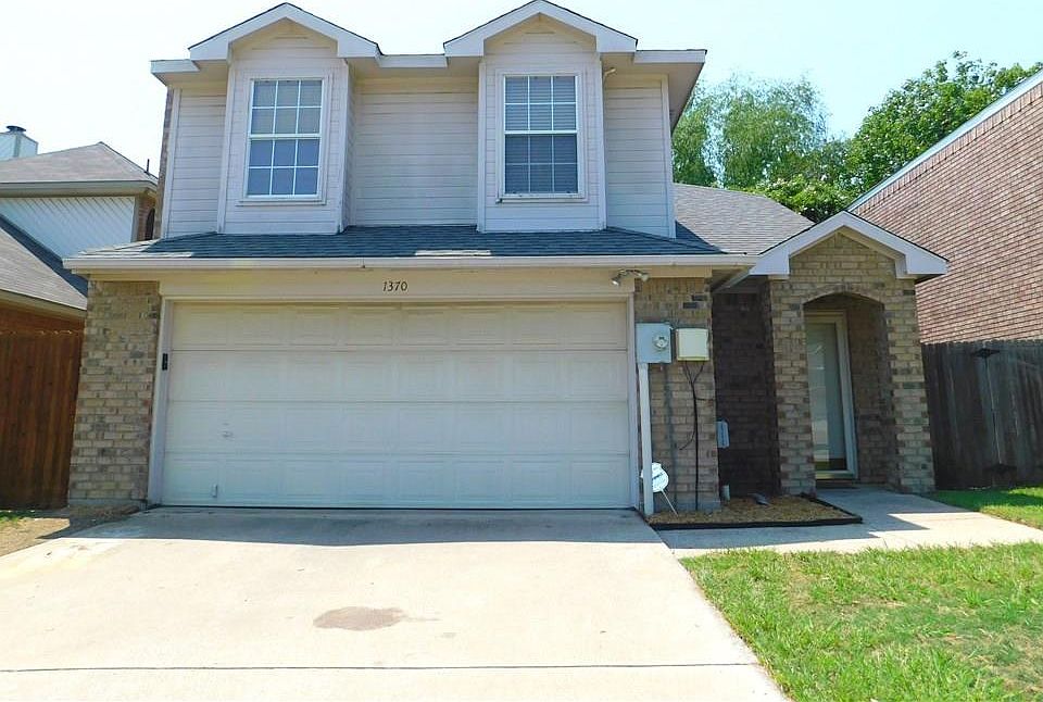 1st image of 1370 Mimosa Ln